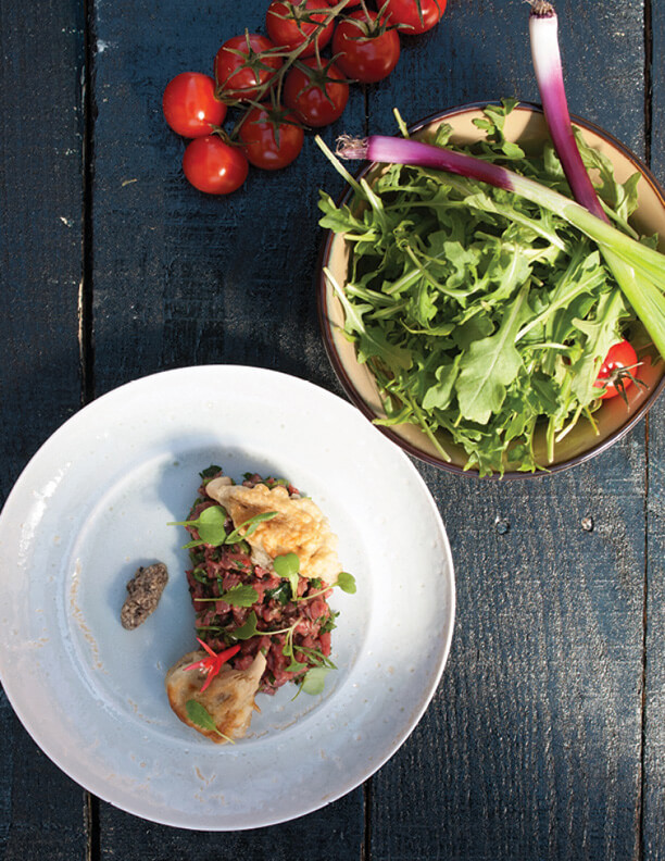 Veal Tartare with Mushrooms and Truffles | Recipes | Favuzzi | Olive oils and fine Italian products 