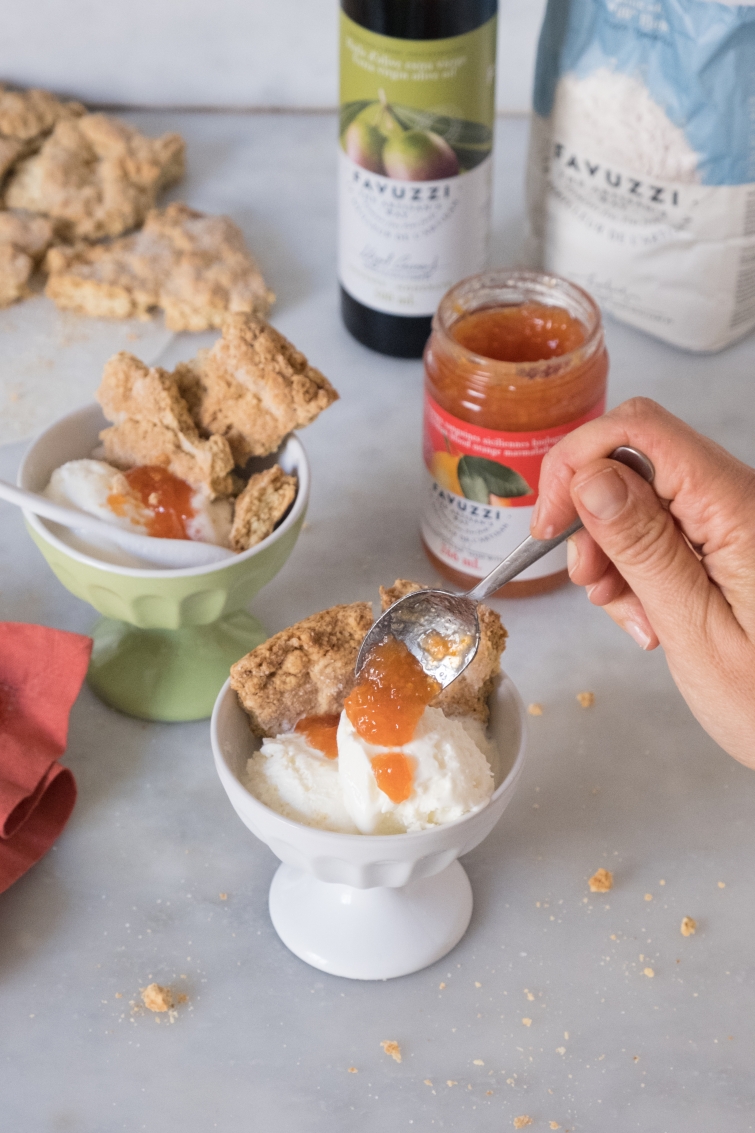 Stroscia Cake of Pietrabruna | Recipes | Favuzzi | Olive oils and fine Italian products | Delivery a