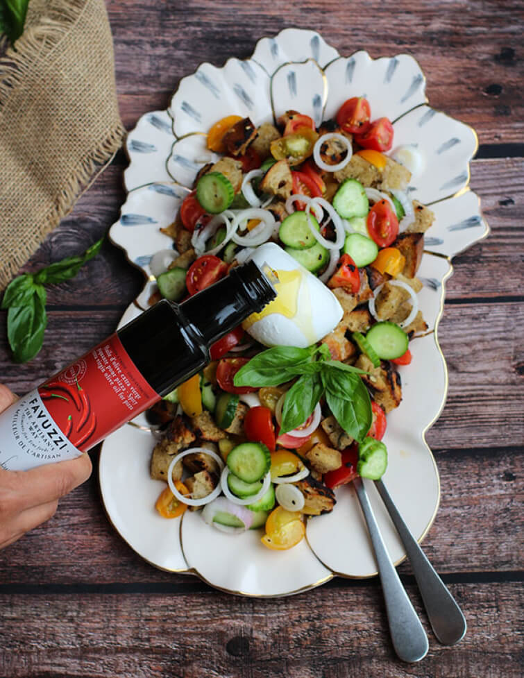 Crispy Panzanella with Spicy Oil | Recipes | Favuzzi | Olive oils and fine Italian products | Delive