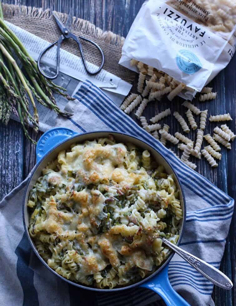 Pasta au gratin with asparagus and ham | Recipes | Favuzzi | Olive oils and fine Italian products | 