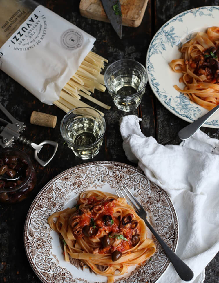 Fettuccine with moscardini (or small octopus) | Recipes | Favuzzi | Olive oils and fine Italian prod